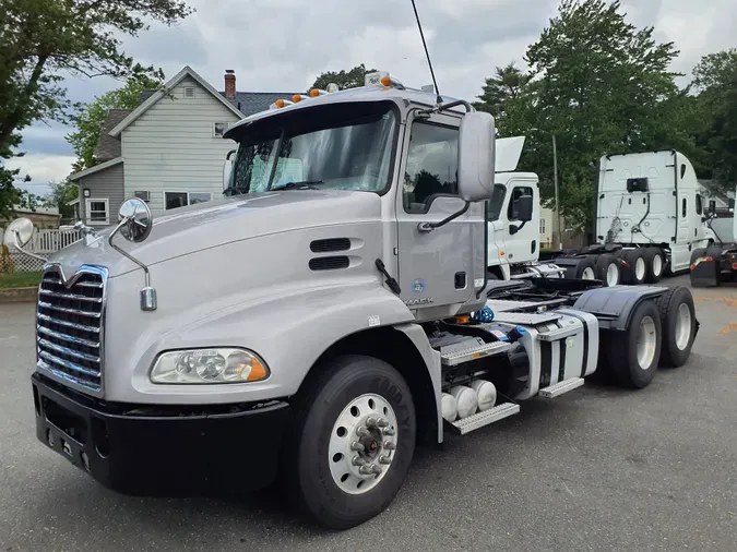 2017 MACK TRUCKS, INC. CXU600e8011f76d31d67dd0b693eb345c6b58f