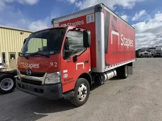2018 HINO 195