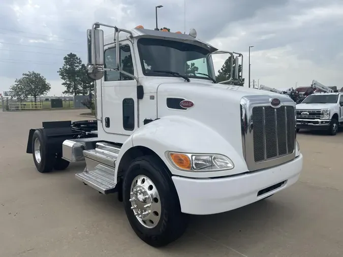 2019 Peterbilt 337