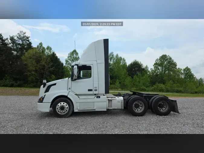 2018 Volvo VNL300