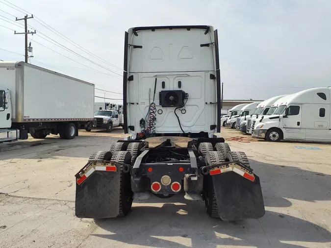 2019 FREIGHTLINER/MERCEDES CASCADIA 125