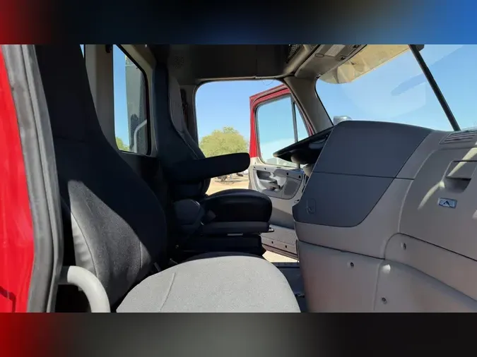 2020 FREIGHTLINER/MERCEDES CASCADIA 125e8095805e22dd6dadcaee145c4018592