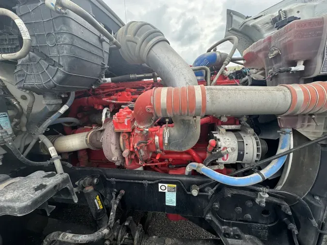 2022 Kenworth T680