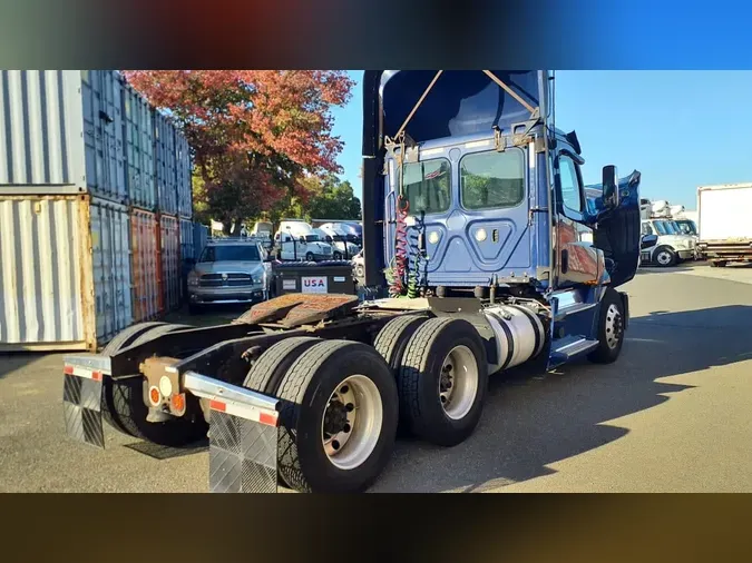 2020 FREIGHTLINER/MERCEDES NEW CASCADIA PX12664