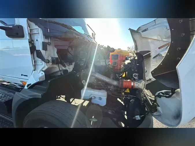 2020 INTERNATIONAL RH613