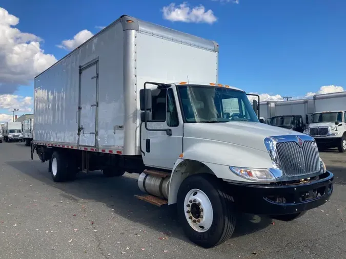 2019 NAVISTAR INTERNATIONAL 4300