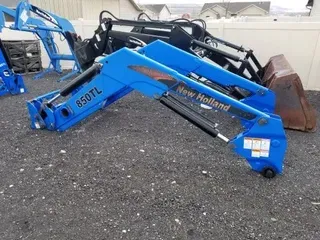 New Holland 850TL