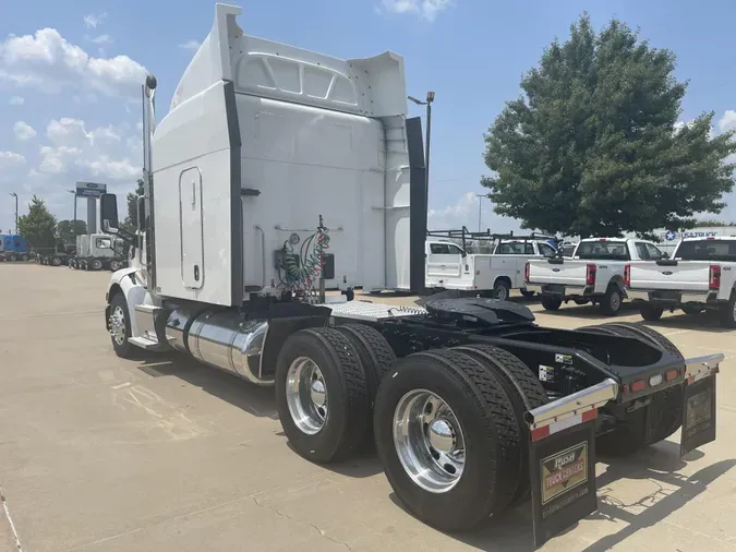 2022 Peterbilt 579