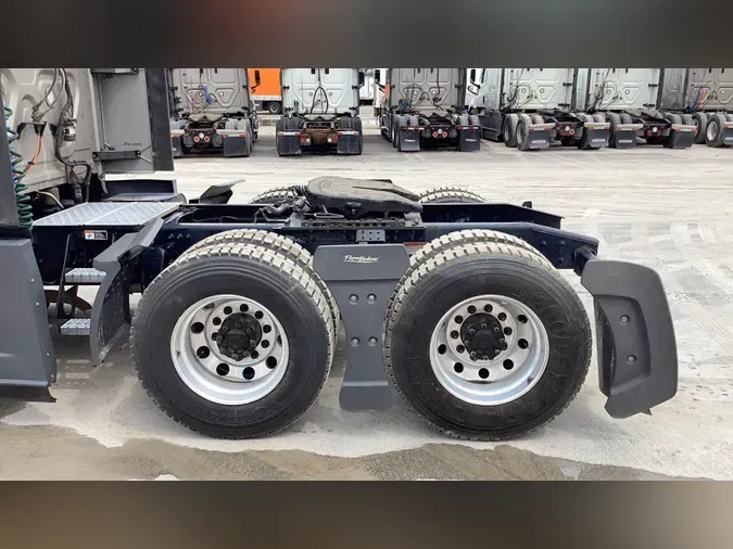 2020 Freightliner Cascadia