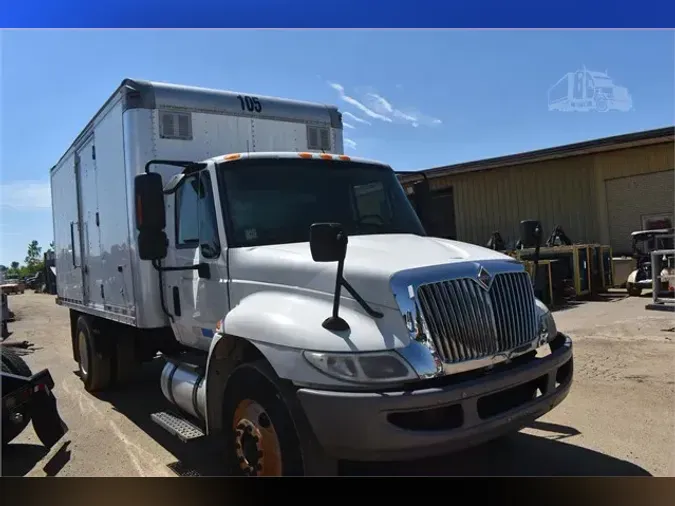 2015 INTERNATIONAL DURASTAR 4300