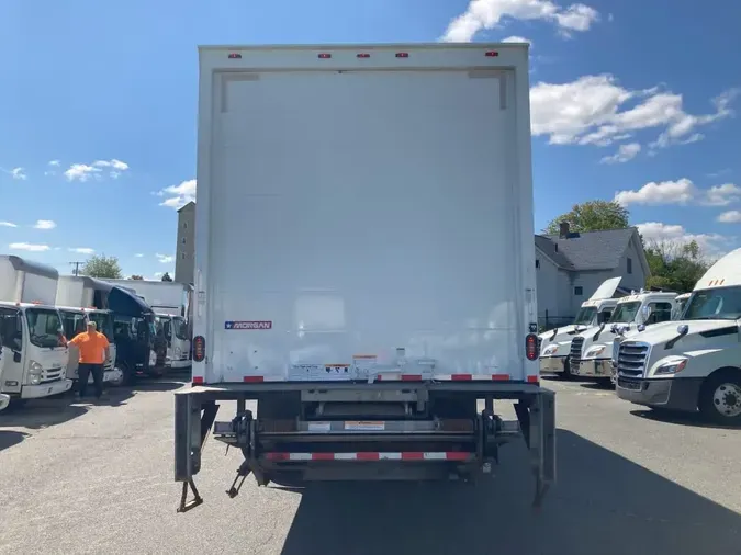 2019 FREIGHTLINER M2 106
