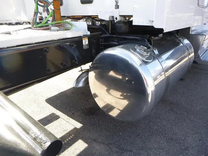 2022 Peterbilt 579e81a6adb919d32c80ed1ff045bc3430d