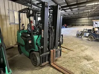 2019 MITSUBISHI FGC25N