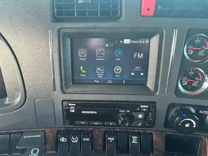 2023 Kenworth W990e81fe23d7b4e639bbeac4eb45d7f073a