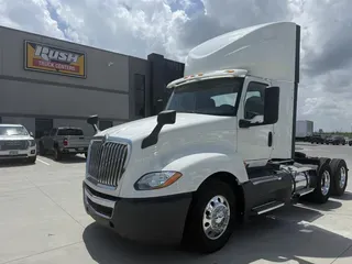 2018 International LT625