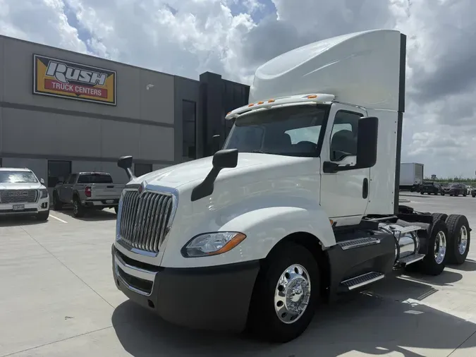 2018 International LT625