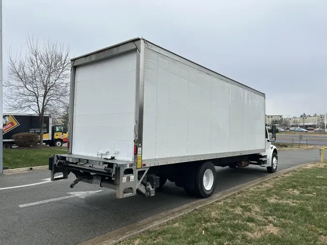 2022 Freightliner Business Class M2 106