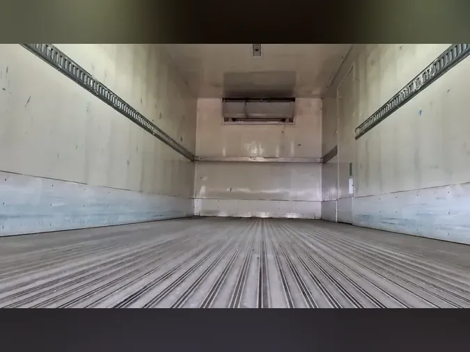 2020 FREIGHTLINER/MERCEDES M2 106