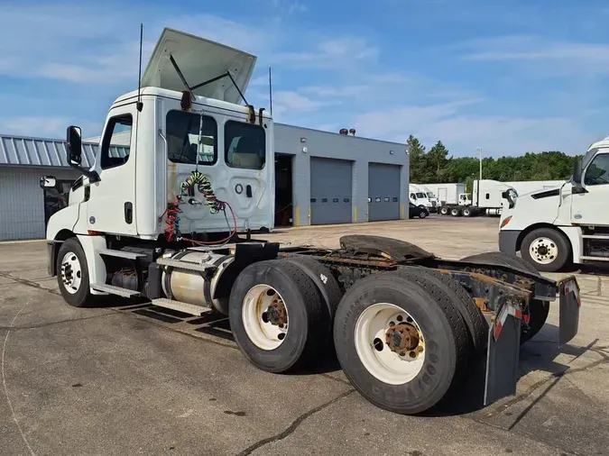 2020 FREIGHTLINER NEW CASCADIA PX12664