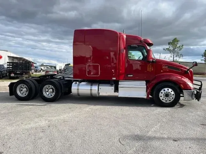 2022 Peterbilt 579