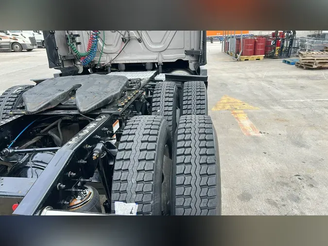 2022 Freightliner Cascadia