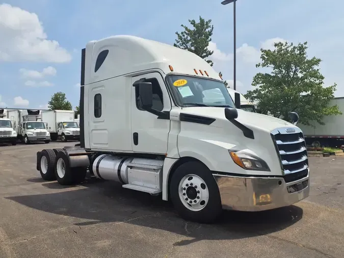 2019 FREIGHTLINER NEW CASCADIA PX12664