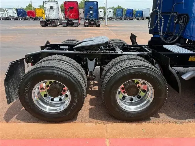 2020 INTERNATIONAL LT