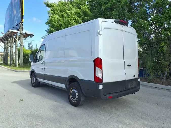 2021 FORD MOTOR COMPANY TRANSIT 250 MED ROOF