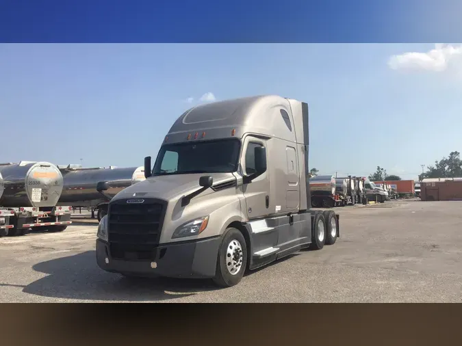 2020 Freightliner Cascadia