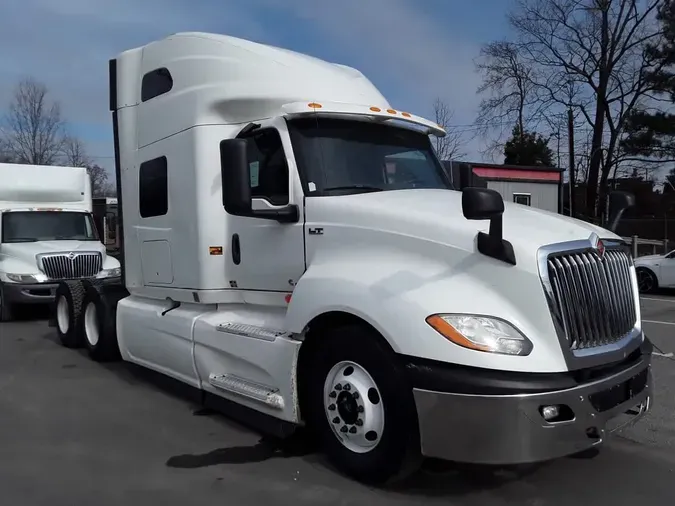 2020 NAVISTAR INTERNATIONAL LT625 SLPR CAB