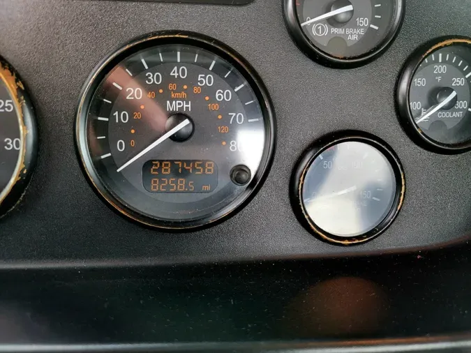 2021 Peterbilt 337