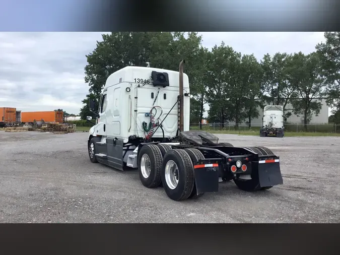 2022 Freightliner Cascadia 126e8393e66e19a2da7e7ec2bc658eb36e4
