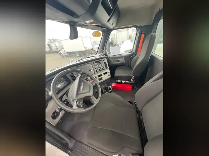 2020 FREIGHTLINER/MERCEDES NEW CASCADIA 126e8399507f7a03142d589142384eeeda1