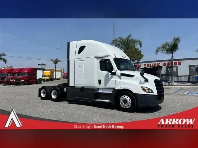 2020 FREIGHTLINER CA126
