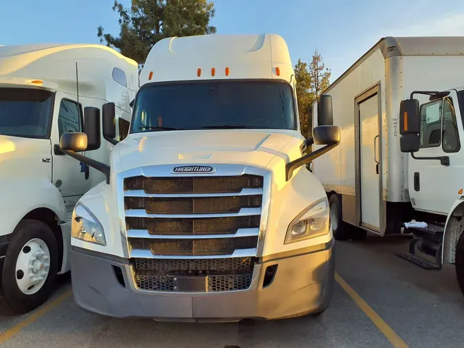 2020 FREIGHTLINER/MERCEDES NEW CASCADIA PX12664