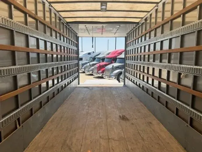 2024 Kenworth T280