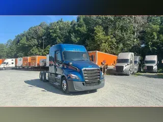 2022 Freightliner Cascadia 126
