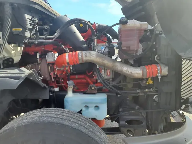 2020 NAVISTAR INTERNATIONAL LT625 DAYCAB T/A