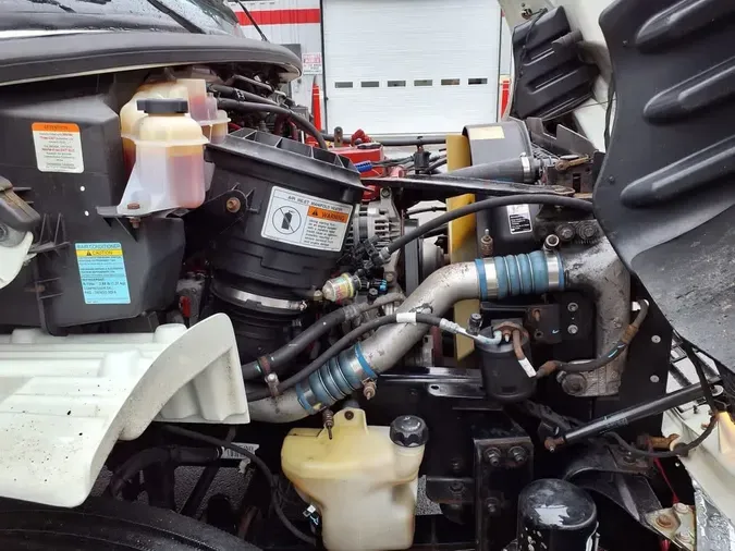 2019 FREIGHTLINER/MERCEDES M2 106