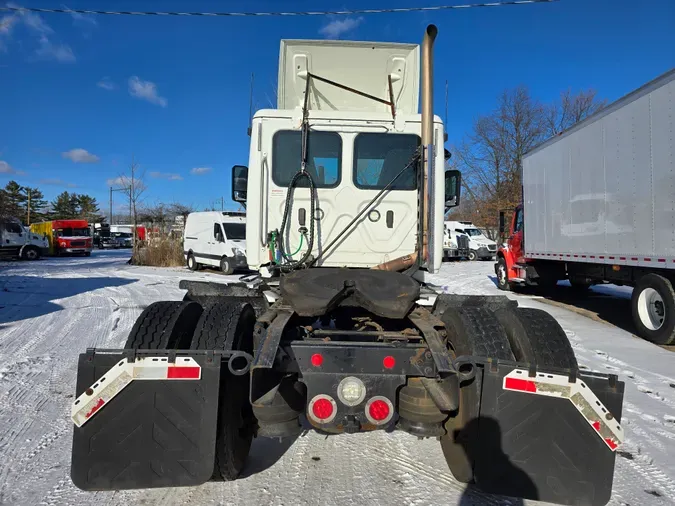 2000 FREIGHTLINER/MERCEDES TC6H042