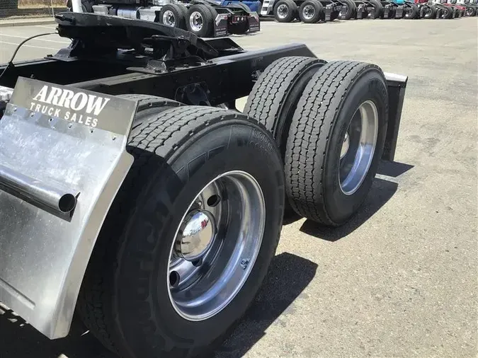 2021 KENWORTH T680
