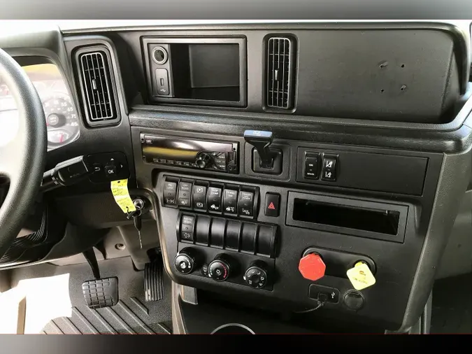 2019 INT LT625 6x4