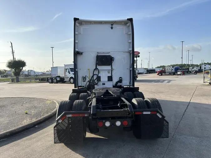 2021 Kenworth T680