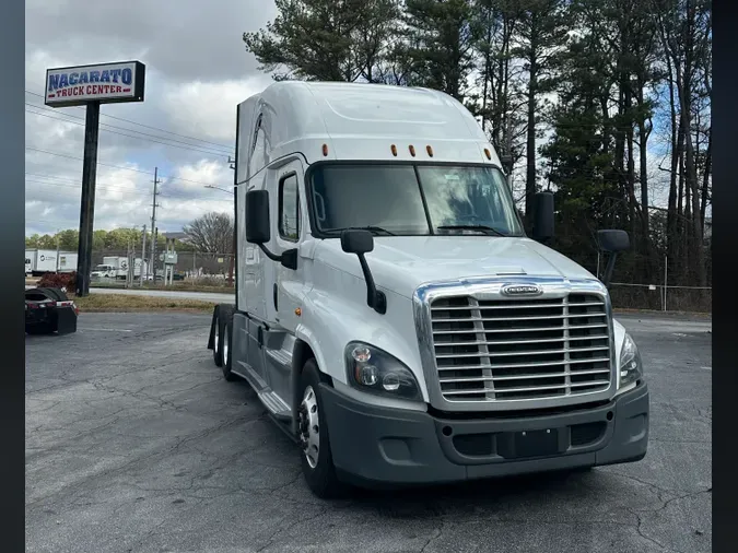 2019 FREIGHTLINER CASCADIAe84a77ad1eb0be53f91e903fa1e1bebc