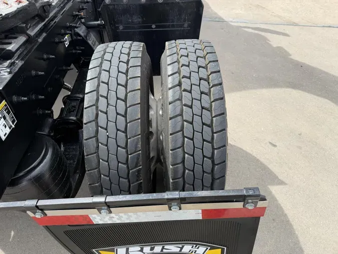 2021 Peterbilt 579e84c6ea4d2a136314dbcad5e2f34af85