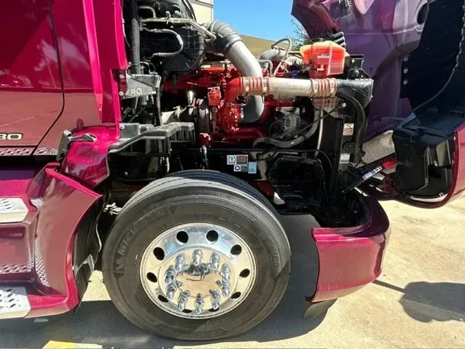2022 Kenworth T680