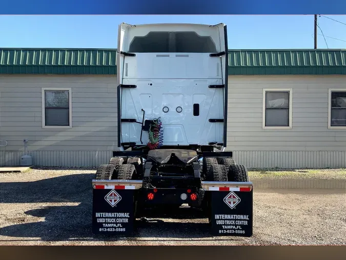 2023 INT LT625 6x4