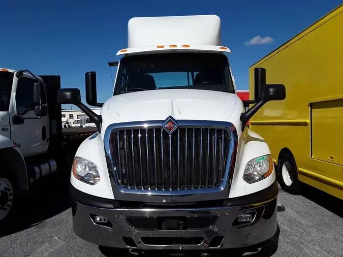 2019 NAVISTAR INTERNATIONAL LT625 DAYCAB T/A