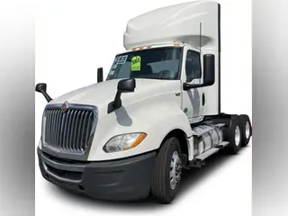 2020 International LT625