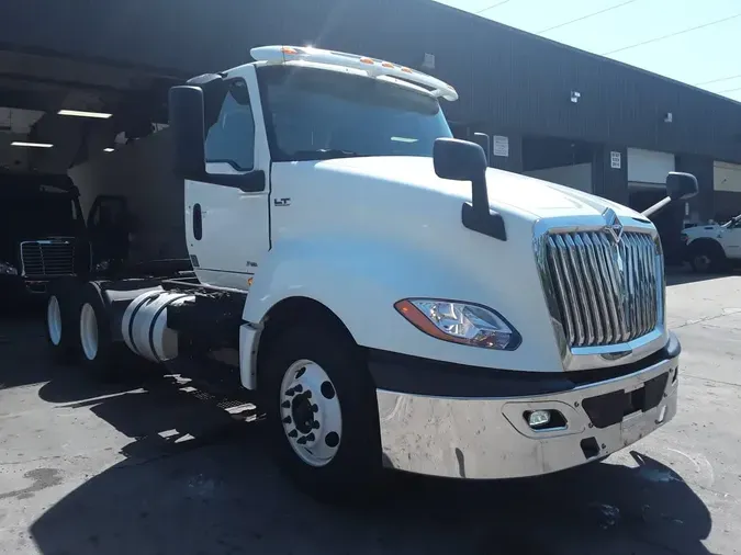 2018 NAVISTAR INTERNATIONAL LT625 DAYCAB T/A